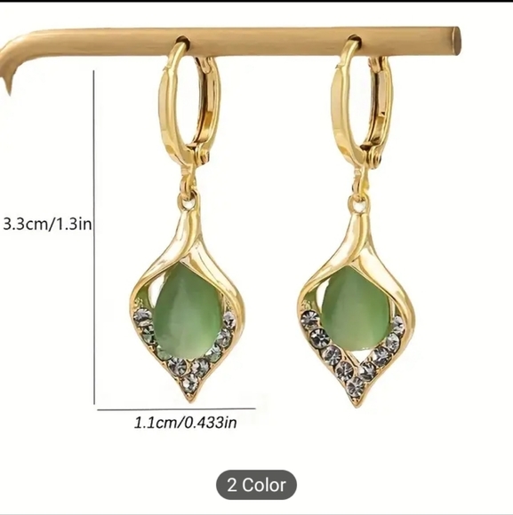 Jade Dangle earrings - Picture 3 of 4